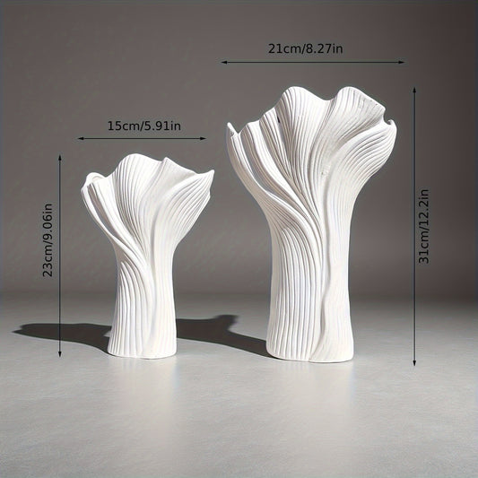 A Contemporary Ceramic Vase Designed for Home Decor, Offered in Two Sizes And Available in Beige And White. Ideal for Office Settings, This Desktop Vase Is Perfect for Both for fresh And Dried Flowers