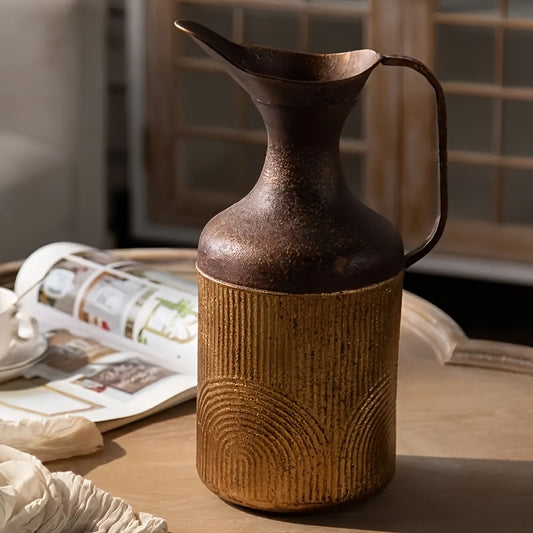 Vintage Carved Metal Vase, Rustic Farmhouse Decorative Cylinder Flower Vase, Ideal for Home, Office, Wedding, Photography Props, with No Battery Required